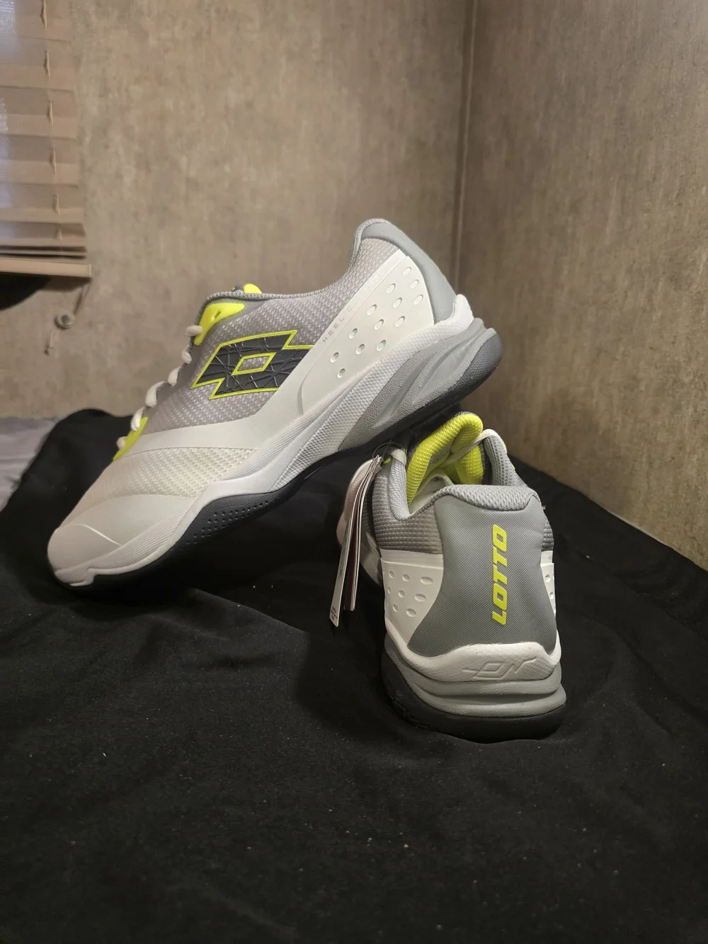 Lotto Mirage 400 ALR Trainer Tennis/Pickleball shoes